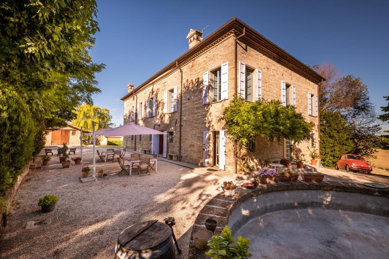 Residenza La Canonica Novilara Bagian luar foto